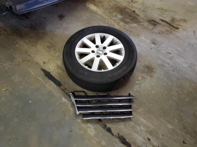 Photo 13 from auction – 2010 CHRYSLER TOWN & COU with VIN 2A4RR8D14AR421672