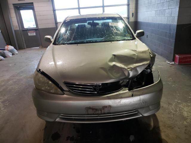 Photo 5 from auction – 2005 TOYOTA CAMRY LE with VIN 4T1BE32K95U092070