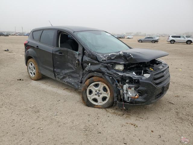 Photo 4 from auction – 2019 FORD ESCAPE S with VIN 1FMCU0F71KUC02102