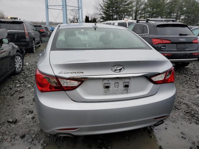 Photo 6 from auction – 2012 HYUNDAI SONATA SE with VIN 5NPEC4AC9CH332393