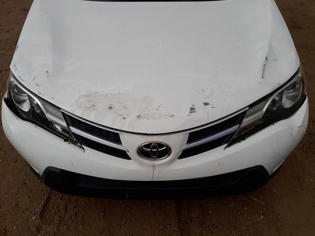 Photo 12 from auction – 2014 TOYOTA RAV4 LE with VIN JTMZFREV6EJ010922