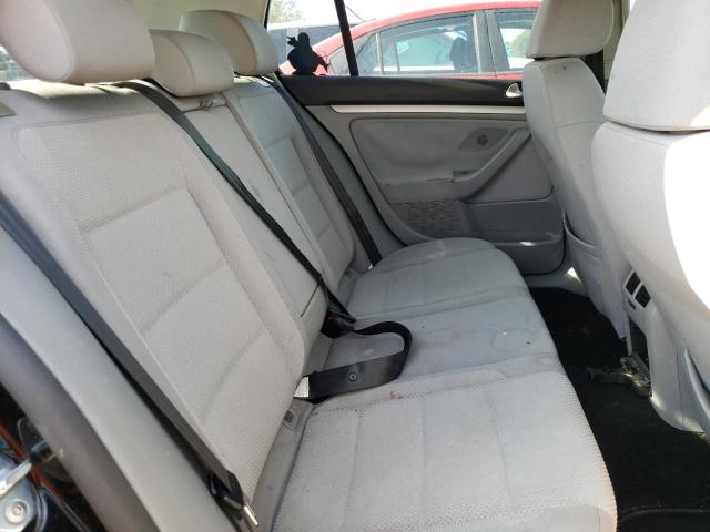 Photo 10 from auction – 2008 VOLKSWAGEN RABBIT with VIN WVWDA71K28W320484