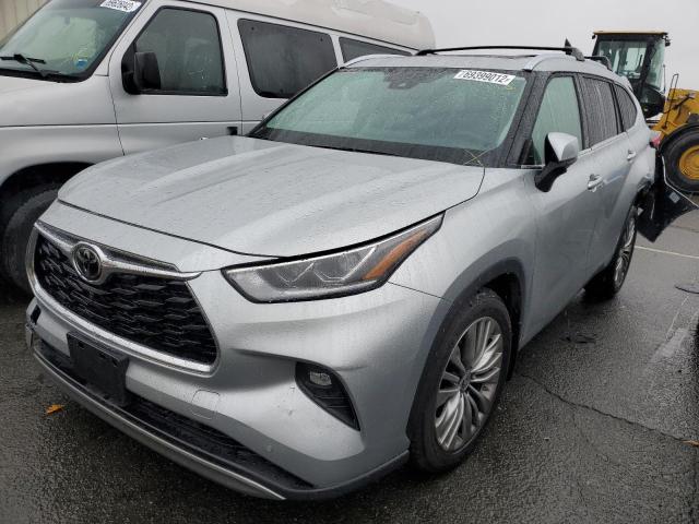 Photo 1 from auction – 2022 TOYOTA HIGHLANDER with VIN 5TDFZRBHXNS217177