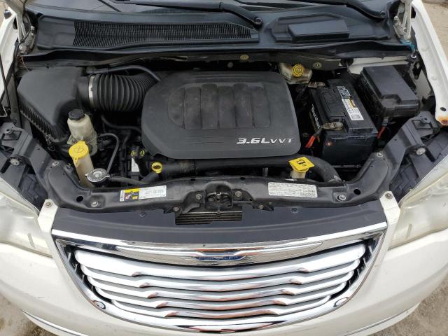 Photo 12 from auction – 2013 CHRYSLER TOWN & COU with VIN 2C4RC1GG2DR716644