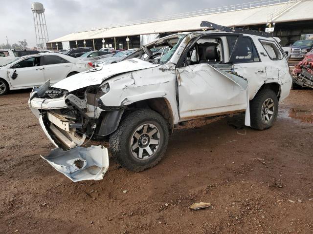 TOYOTA 4RUNNER SR 2022 with VIN JTERU5JR5N6032156 - Photo from auction