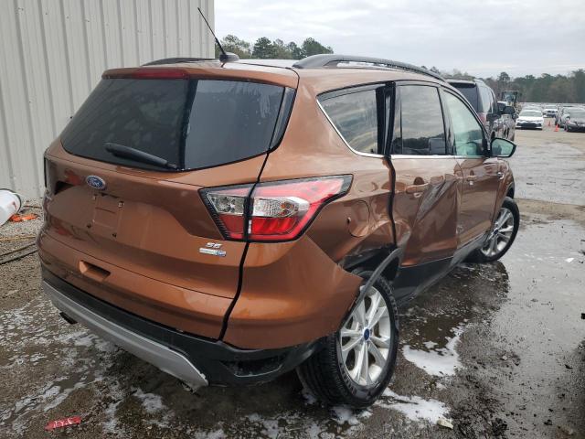 Photo 3 from auction – 2017 FORD ESCAPE SE with VIN 1FMCU9G99HUB25637