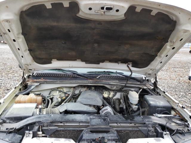 Photo 11 from auction – 2004 CHEVROLET SILVERADO with VIN 1GCHK29U54E237705
