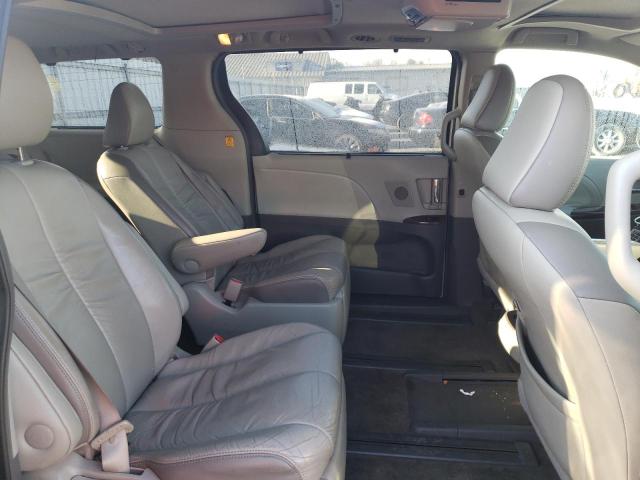 Photo 11 from auction – 2011 TOYOTA SIENNA XLE with VIN 5TDYK3DC1BS111398