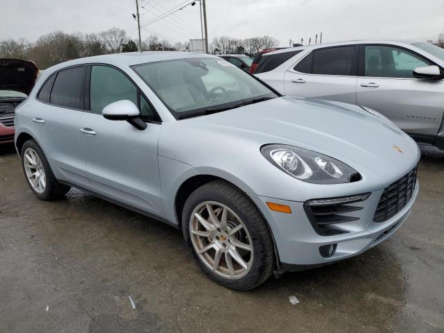 Photo 4 from auction – 2017 PORSCHE MACAN S with VIN WP1AB2A59HLB13104