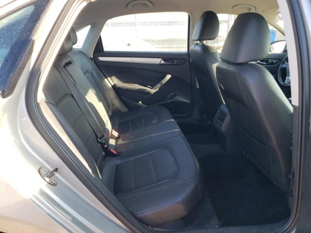 Photo 10 from auction – 2012 VOLKSWAGEN PASSAT SE with VIN 1VWBP7A37CC013284