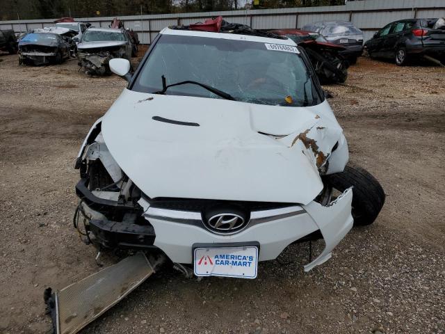 Photo 5 from auction – 2014 HYUNDAI VELOSTER with VIN KMHTC6AD3EU215425