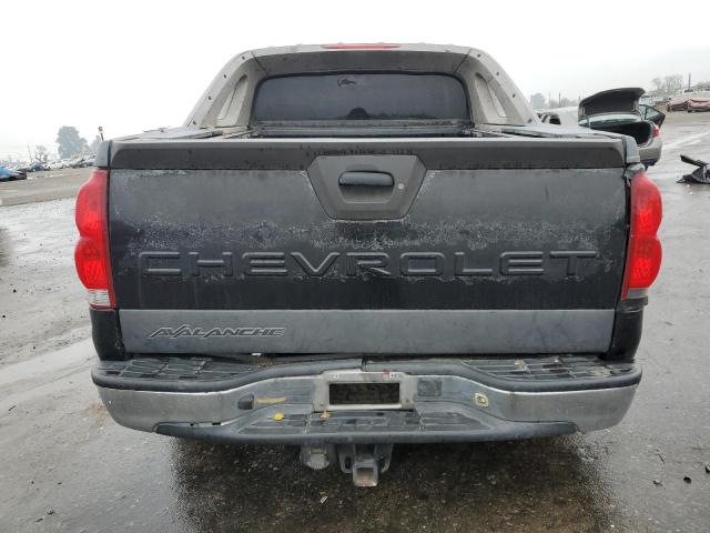 Photo 6 from auction – 2004 CHEVROLET AVALANCHE with VIN 3GNEK12T44G141904