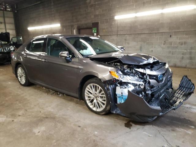 Photo 4 from auction – 2020 TOYOTA CAMRY XLE with VIN 4T1F31AK9LU545551