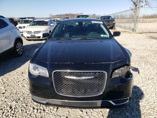 Photo 5 from auction – 2015 CHRYSLER 300 LIMITE with VIN 2C3CCAAGXFH920846