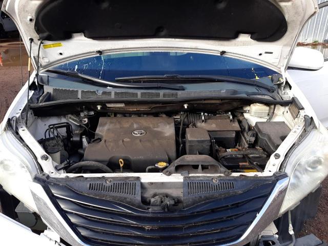 Photo 12 from auction – 2012 TOYOTA SIENNA LE with VIN 5TDKK3DC0CS212827