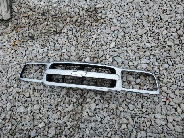 Photo 13 from auction – 2001 CHEVROLET TRACKER LT with VIN 2CNBJ634X16953259