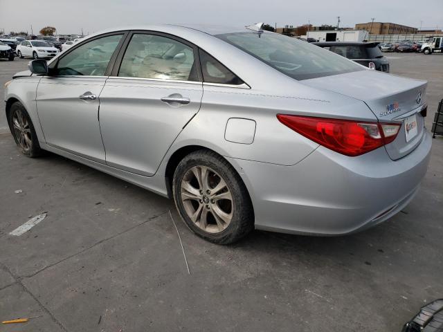 Photo 2 from auction – 2011 HYUNDAI SONATA SE with VIN 5NPEC4ACXBH301216