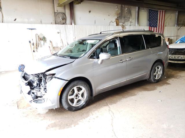 CHRYSLER PACIFICA T 2017 with VIN 2C4RC1BG1HR517632 - Photo from auction