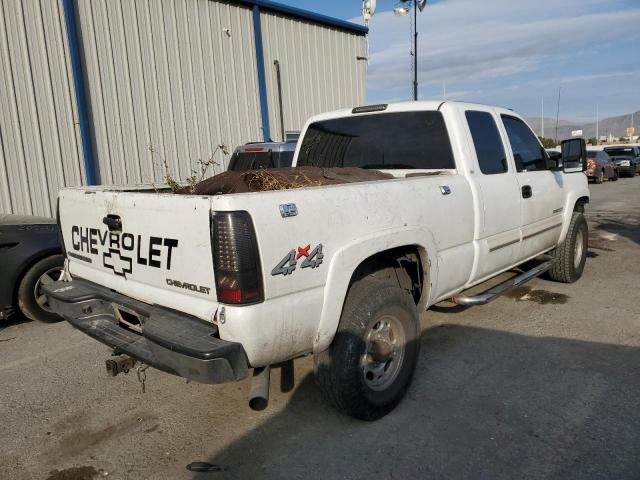 Photo 3 from auction – 2003 CHEVROLET SILVERADO with VIN 1GCHK29UX3E172512