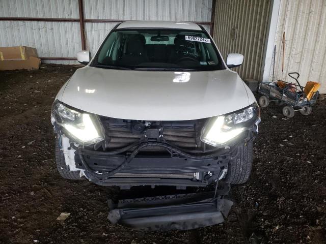 Photo 5 from auction – 2018 NISSAN ROGUE S with VIN 5N1AT2MT3JC781488