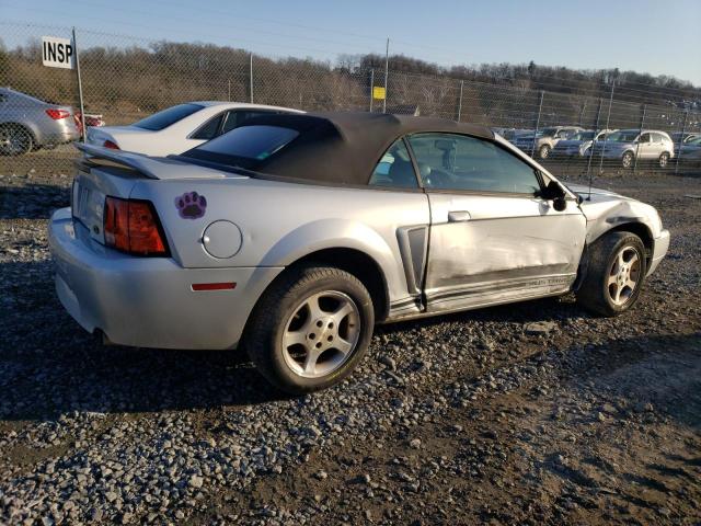 Photo 3 from auction – 2000 FORD MUSTANG with VIN 1FAFP4445YF233428
