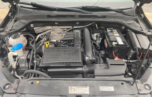 Photo 7 from auction – 2017 VOLKSWAGEN JETTA SE with VIN 3VWDB7AJ3HM263892