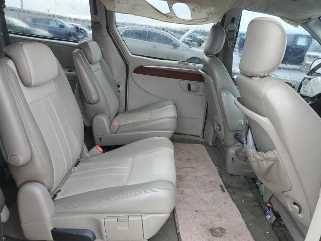 Photo 11 from auction – 2006 CHRYSLER TOWN & COU with VIN 2A4GP54L86R688379