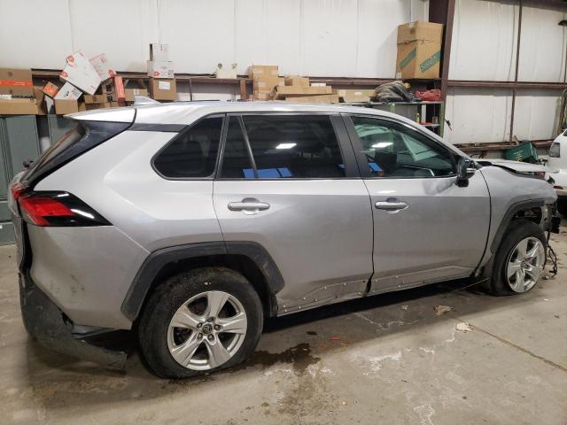 Photo 3 from auction – 2021 TOYOTA RAV4 XLE with VIN 2T3R1RFV9MC167908