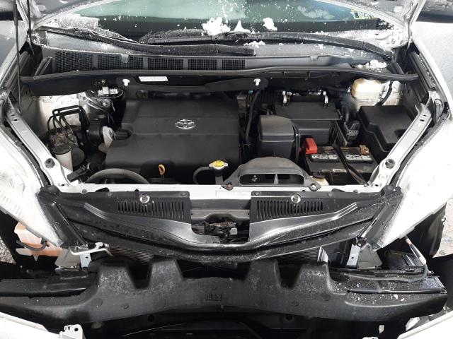 Photo 12 from auction – 2015 TOYOTA SIENNA with VIN 5TDZK3DC4FS682233
