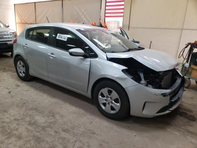 Photo 4 from auction – 2017 KIA FORTE LX with VIN KNAFK5A80H5668155