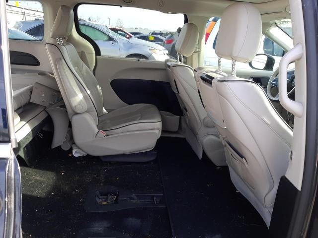 Photo 11 from auction – 2018 CHRYSLER PACIFICA H with VIN 2C4RC1N76JR183566