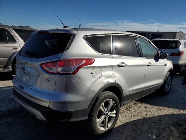 Photo 3 from auction – 2014 FORD ESCAPE SE with VIN 1FMCU9GX3EUC01704