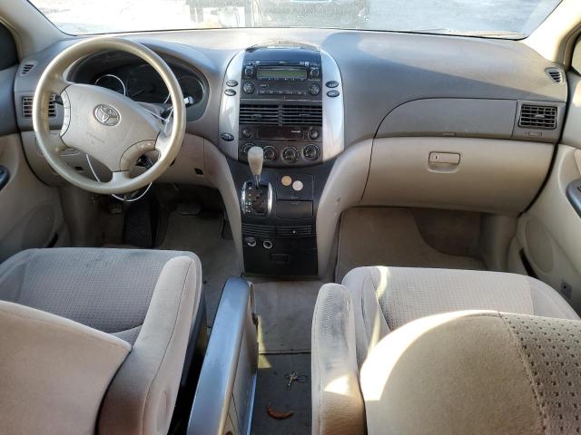 Photo 8 from auction – 2010 TOYOTA SIENNA CE with VIN 5TDKK4CC2AS302064