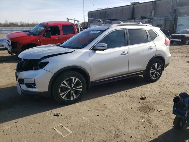 NISSAN ROGUE SV 2017 with VIN 5N1AT2MVXHC752095 - Photo from auction