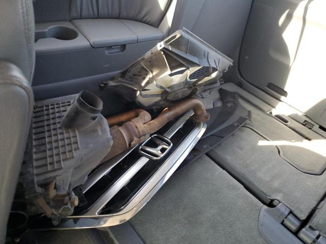 Photo 13 from auction – 2005 HONDA ODYSSEY TO with VIN 5FNRL38875B043186