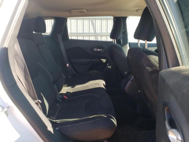 Photo 11 from auction – 2015 JEEP CHEROKEE L with VIN 1C4PJLCB9FW770665