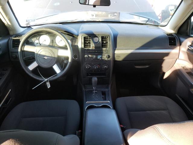 Photo 8 from auction – 2008 CHRYSLER 300 LX with VIN 2C3KA43R18H141663