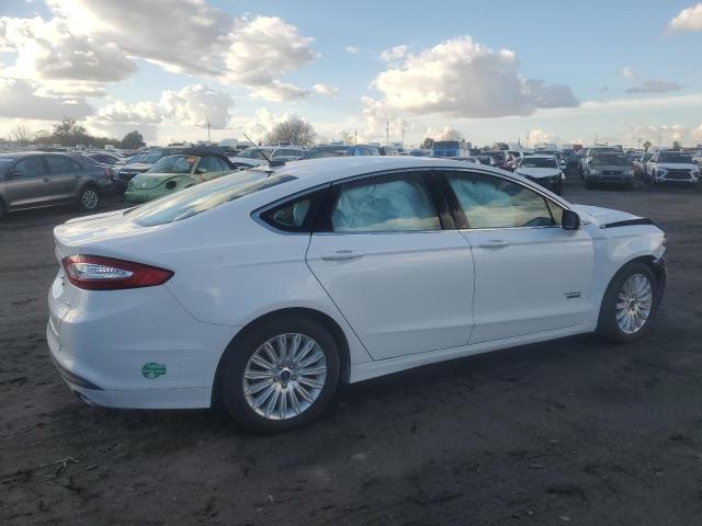 Photo 3 from auction – 2016 FORD FUSION SE with VIN 3FA6P0PU7GR229502