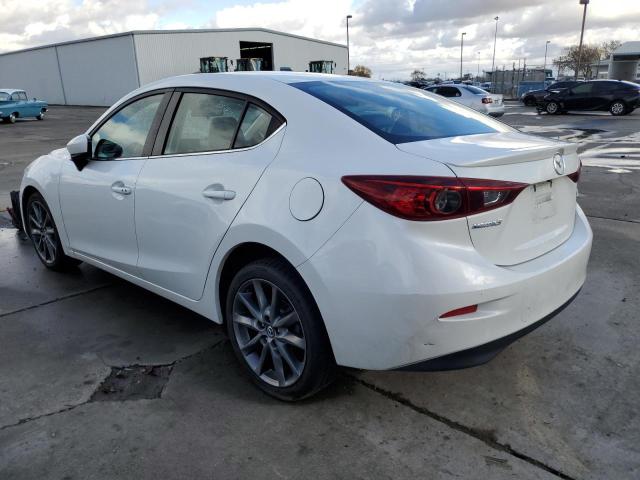 Photo 2 from auction – 2018 MAZDA 3 TOURING with VIN 3MZBN1V38JM191973