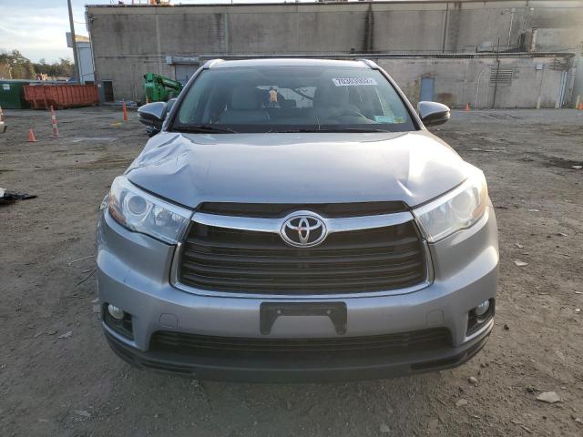 Photo 5 from auction – 2016 TOYOTA HIGHLANDER with VIN 5TDJKRFHXGS504692