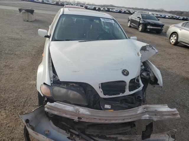 Photo 5 from auction – 2005 BMW 325 I with VIN WBAEV33495KX10174