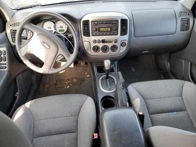 Photo 8 from auction – 2005 FORD ESCAPE XLT with VIN 1FMYU93185KA56422