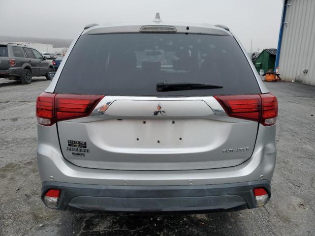 Photo 6 from auction – 2018 MITSUBISHI OUTLANDER with VIN JA4AD3A31JZ026892
