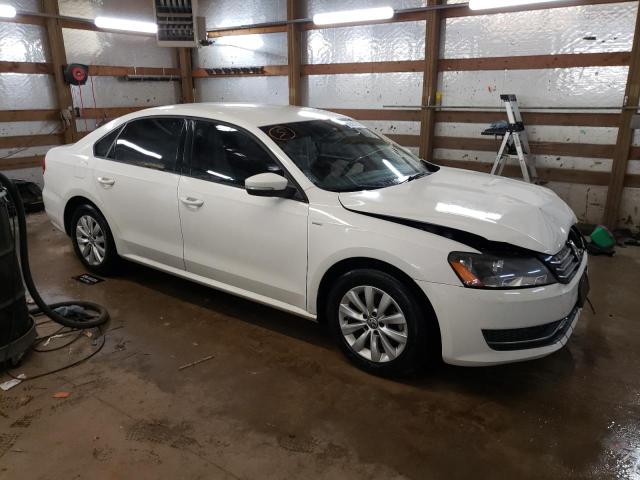 Photo 4 from auction – 2015 VOLKSWAGEN PASSAT S with VIN 1VWAT7A33FC080279
