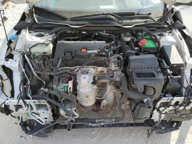 Photo 11 from auction – 2018 HONDA CIVIC LX with VIN 19XFC2F50JE010858