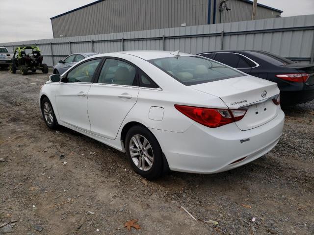 Photo 2 from auction – 2013 HYUNDAI SONATA GLS with VIN 5NPEB4AC4DH786006