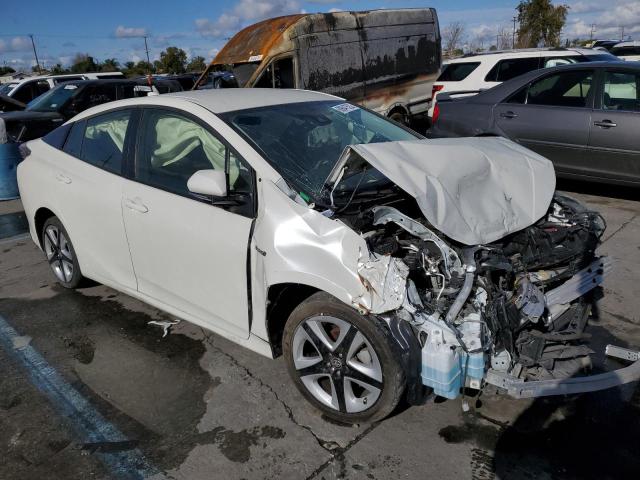 Photo 4 from auction – 2017 TOYOTA PRIUS with VIN JTDKARFUXH3050967