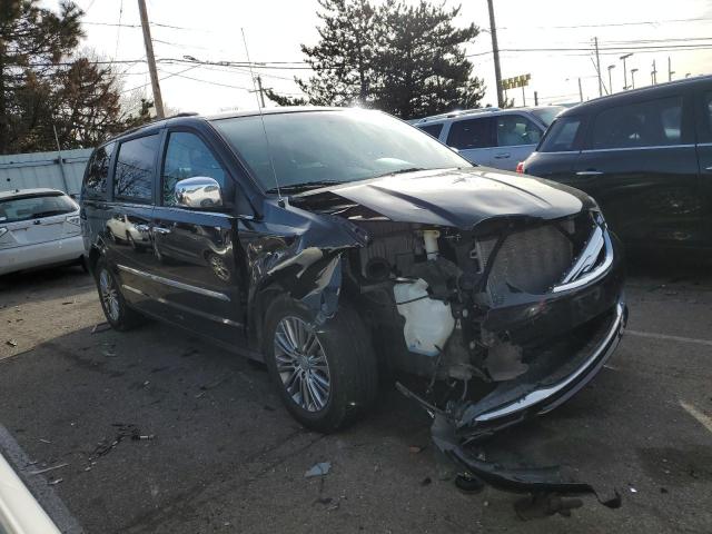 Photo 4 from auction – 2014 CHRYSLER TOWN & COU with VIN 2C4RC1CG2ER317904