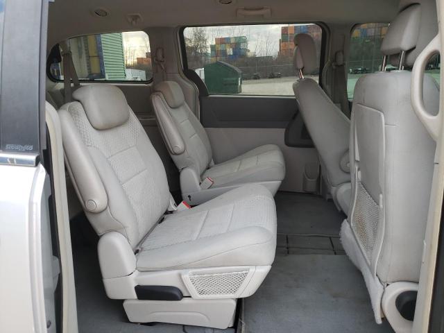 Photo 11 from auction – 2010 CHRYSLER TOWN & COU with VIN 2A4RR2D18AR450329