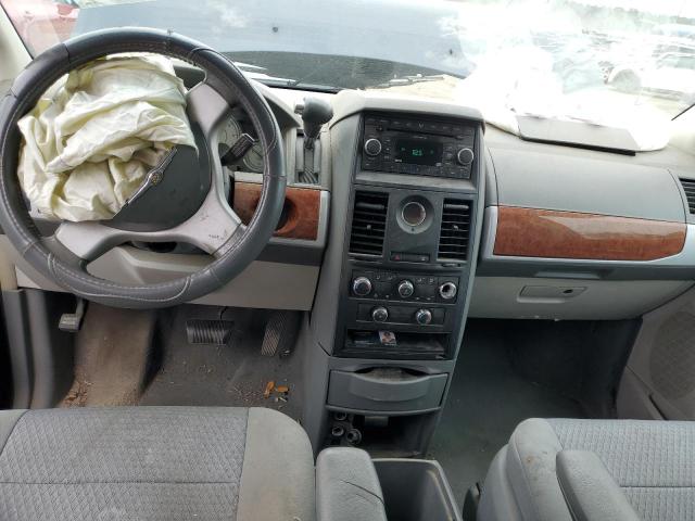 Photo 8 from auction – 2008 CHRYSLER TOWN & COU with VIN 2A8HR54P18R628883